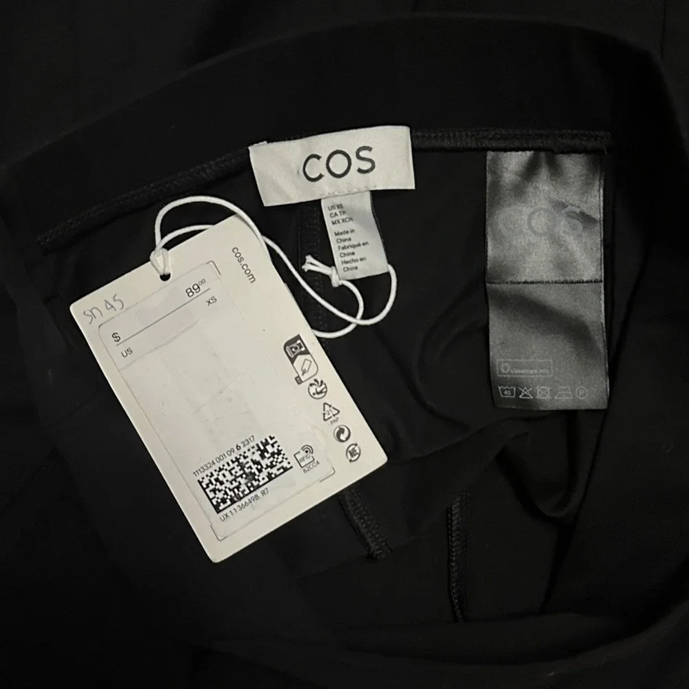 COS‎ Women's NEW Black High Waisted Cotton Blend Biker Shorts Size XS Athletic